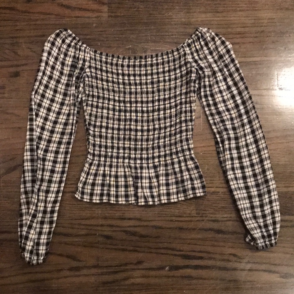 Hollister Off the Shoulder Long Sleeve